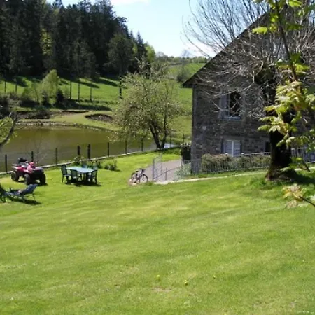 Holiday home Les Sources De L'etang Saint-Julien-Puy-Laveze